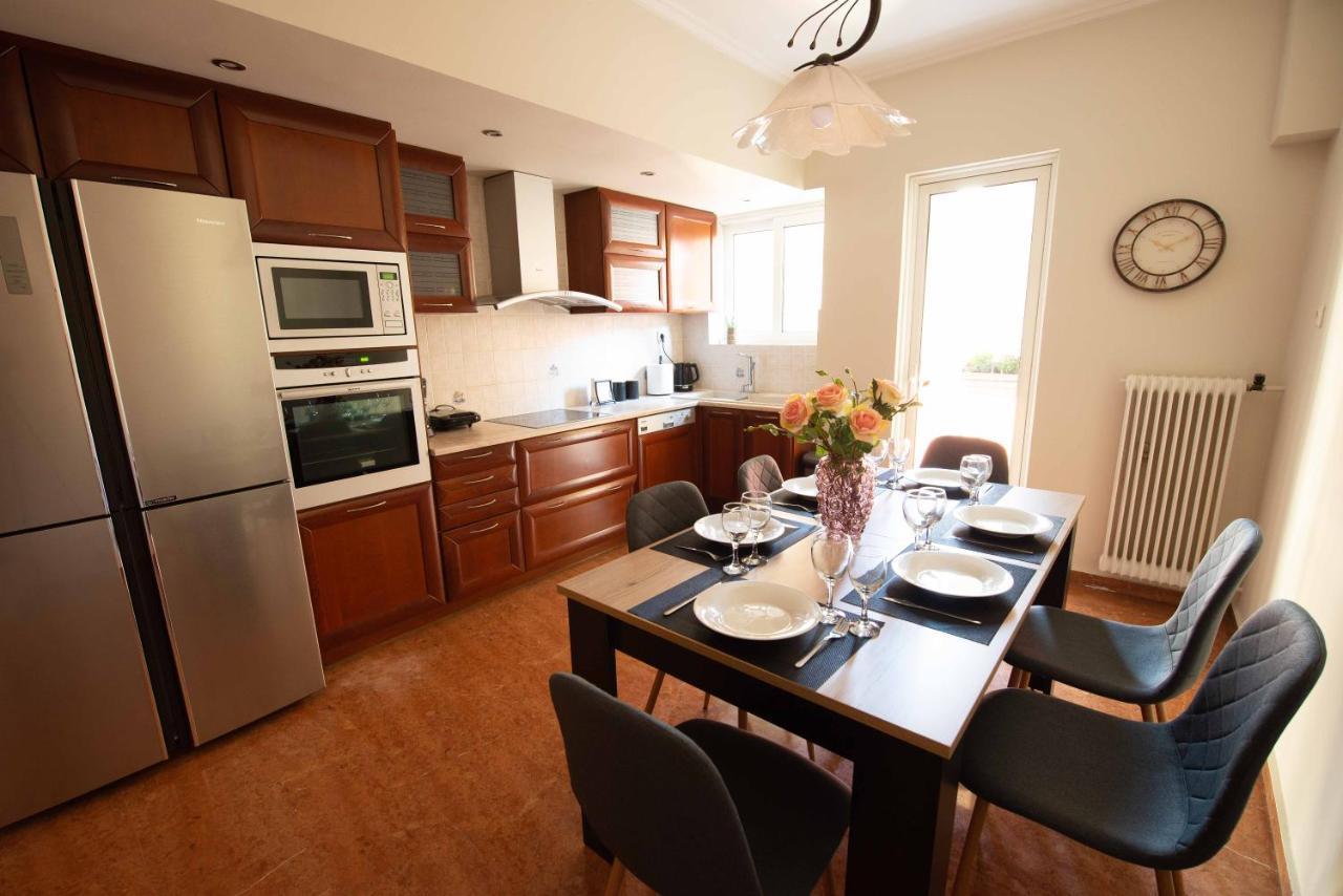 Dimantheo Apartment Athena Bagian luar foto