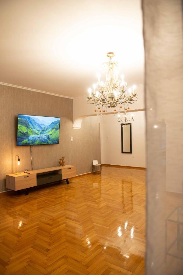 Dimantheo Apartment Athena Bagian luar foto